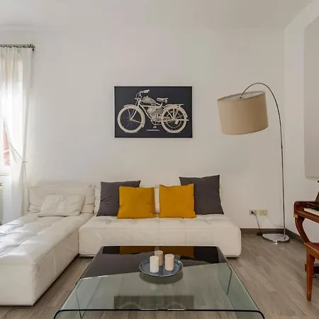 Pantheon View Lejlighed