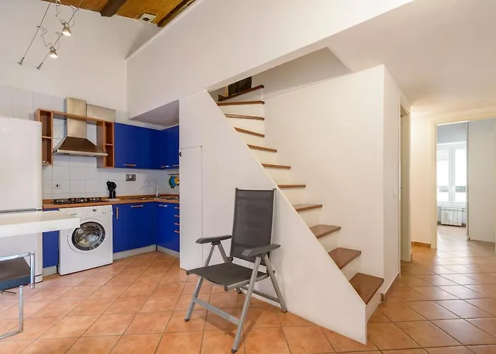 Pantheon View Apartment *