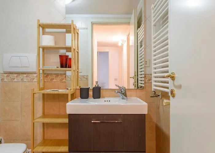 Pantheon View Apartment